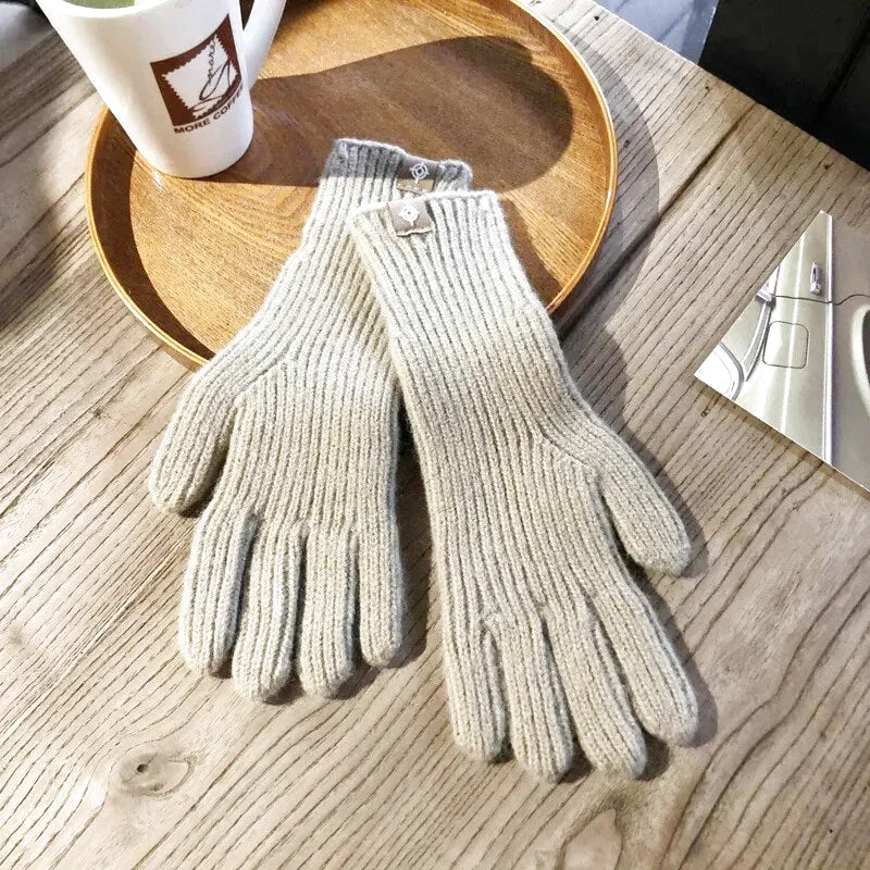 Designer gloves for women